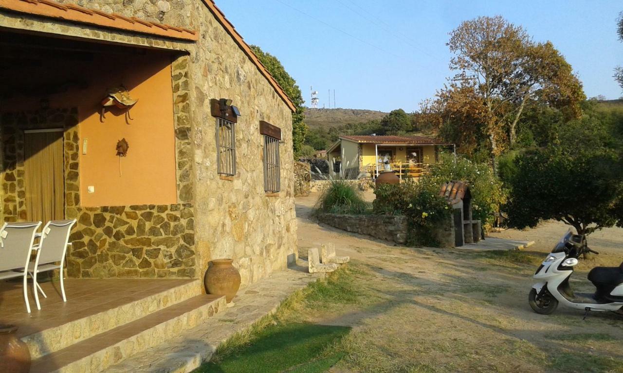 Gasthaus El Majano Montánchez Exterior foto